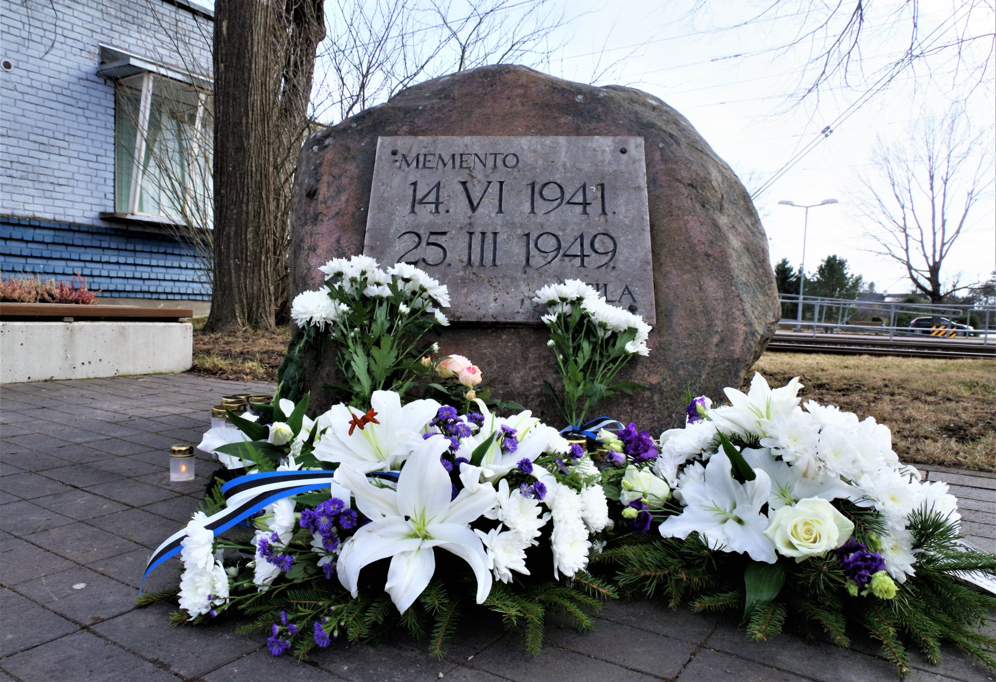 mälestuskivi